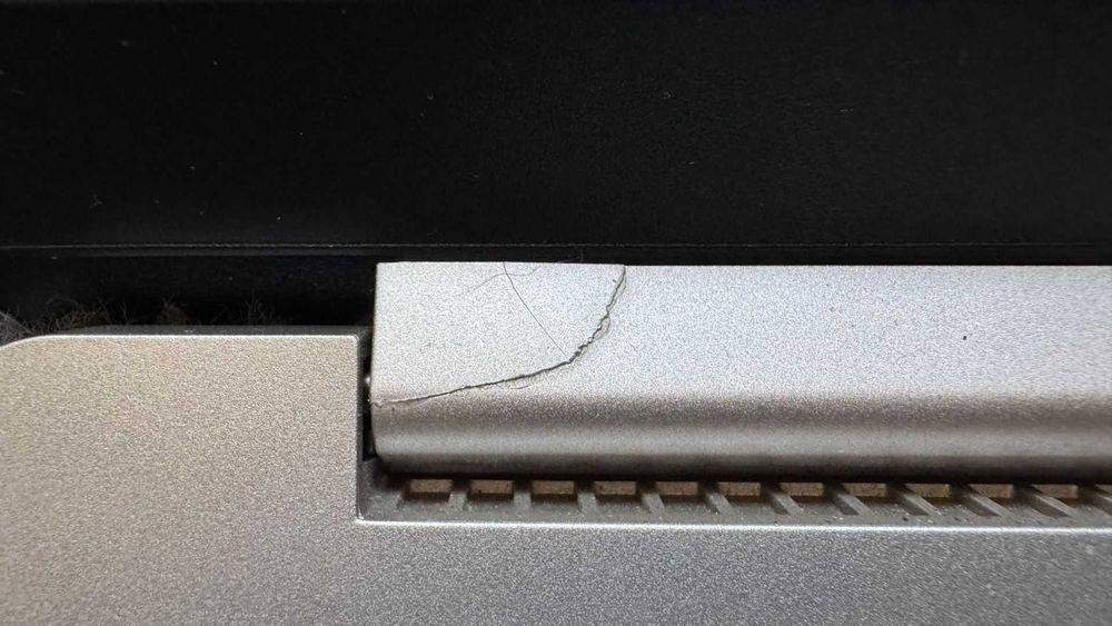 Laptop ASUS VivoBook S15 – i7 8. gen / SSD 1 TB + 120 GB /