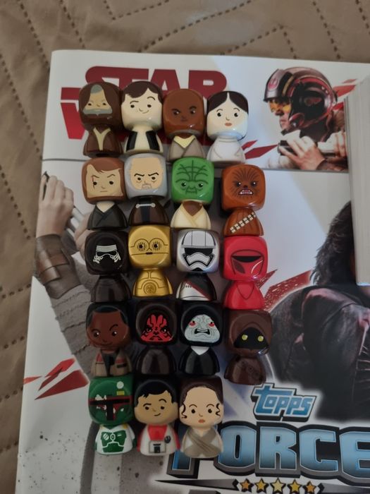 Coleção Star Wars Caderneta e Bustz