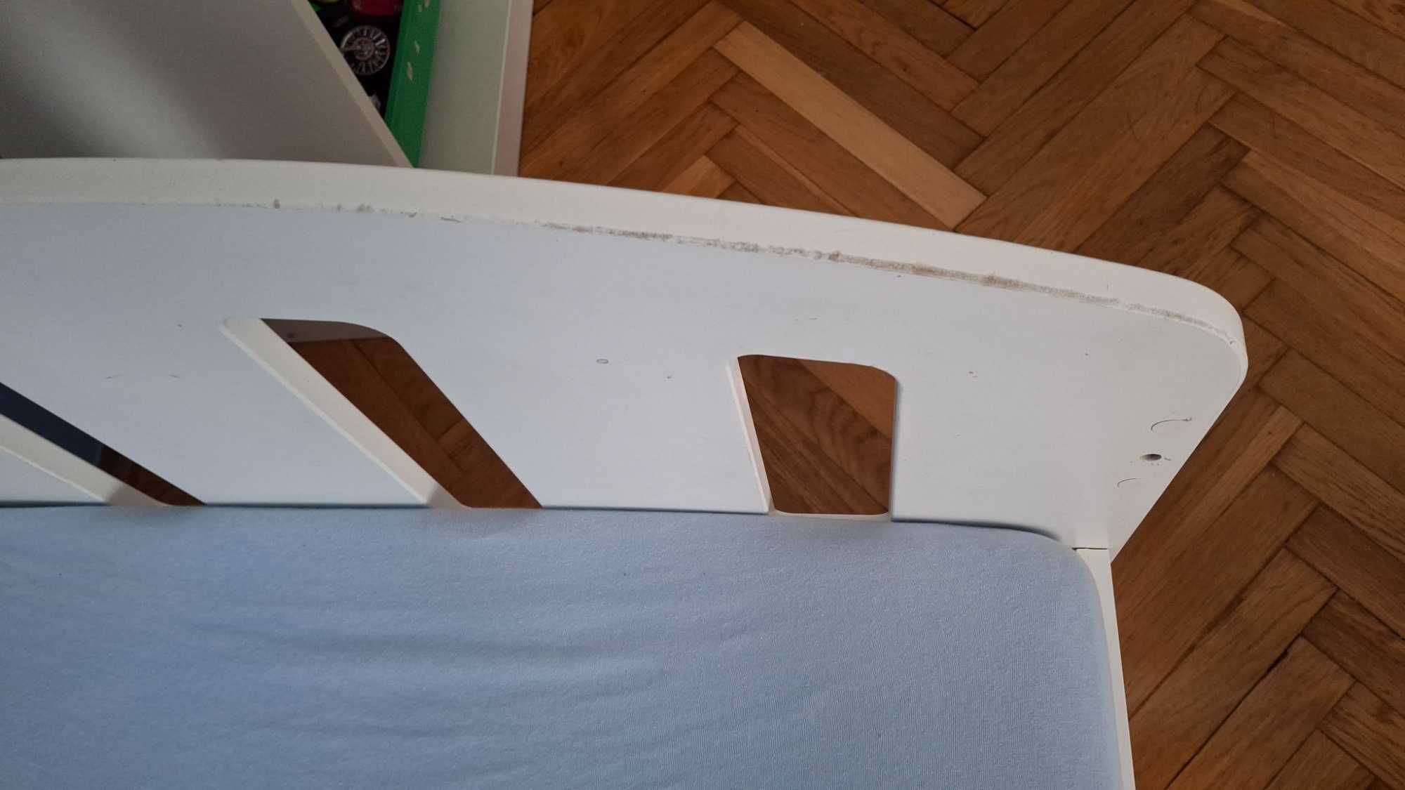 Łózko dziecięce  z szufladą do pokoju dziecka