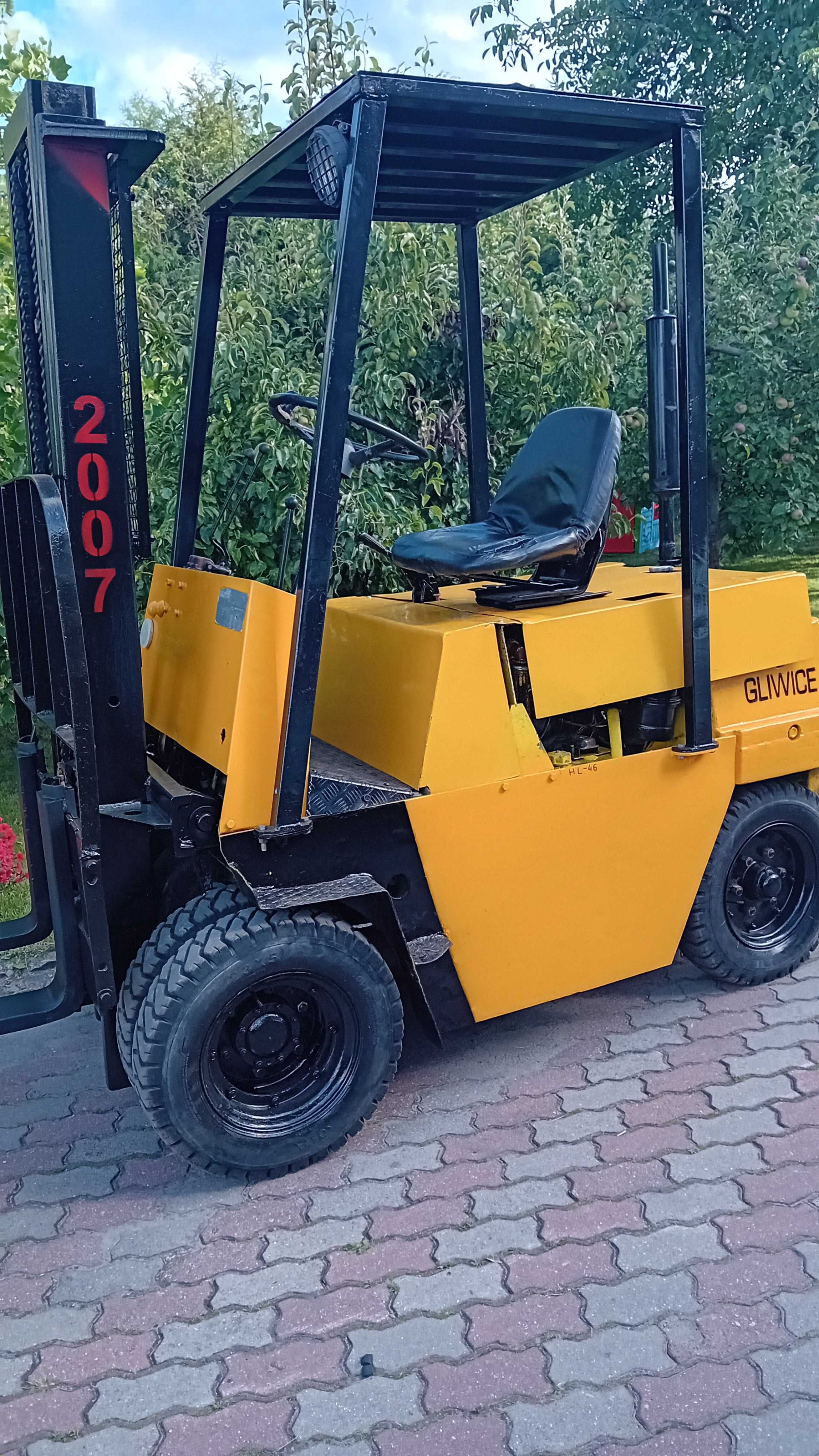 wozek widlowy GPW Gliwice Perkins blizniaki terenowy