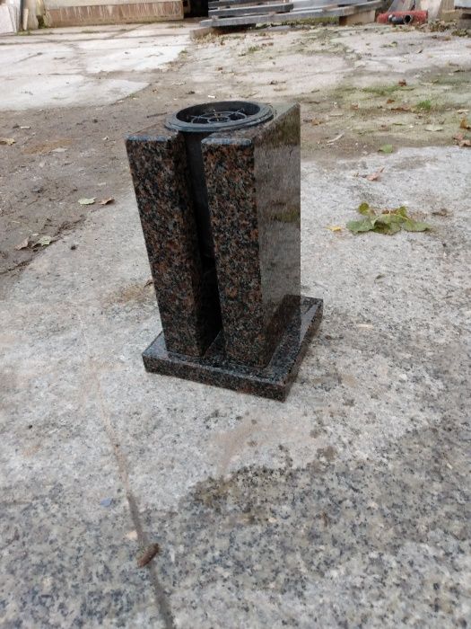 wazony granitowe