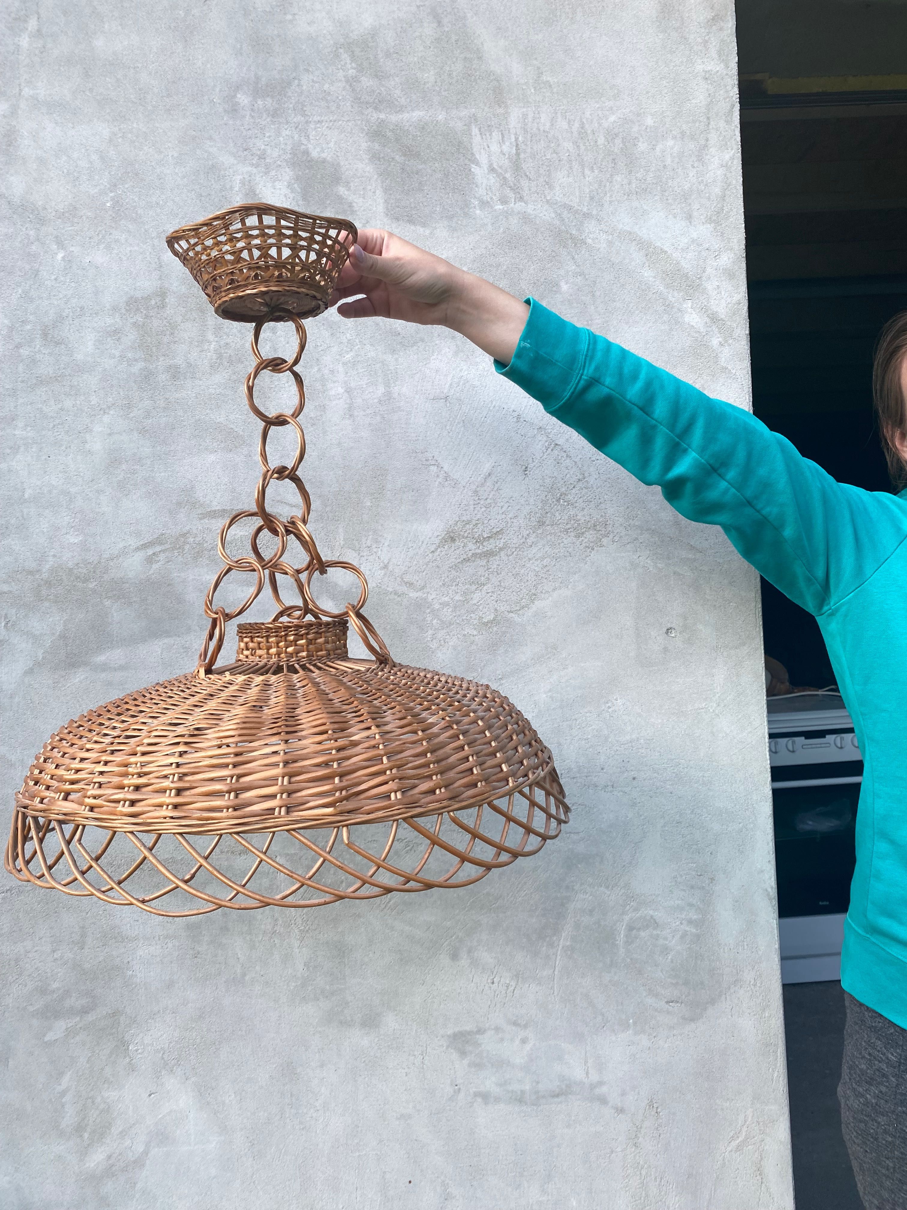 Wiklinowy klosz do lampy