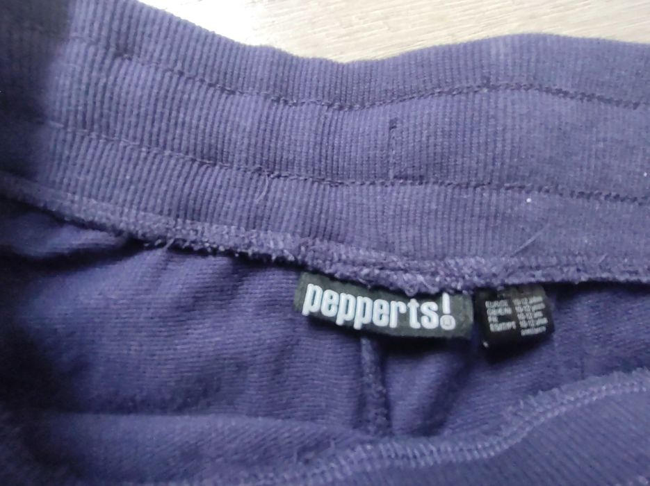 Spodnie dresowe dziewczęce roz.146/152