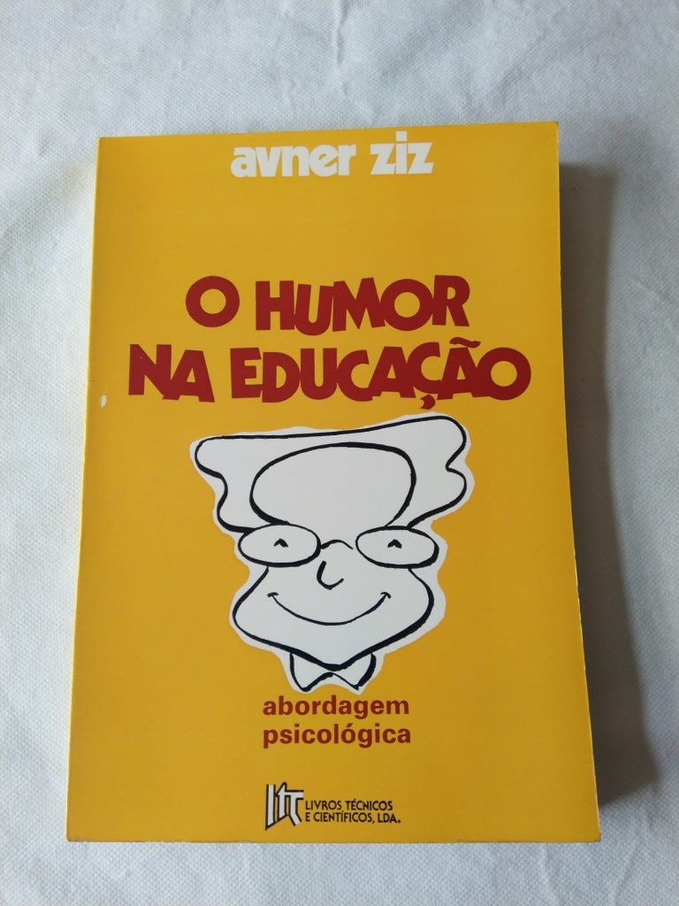 Educação . . . .