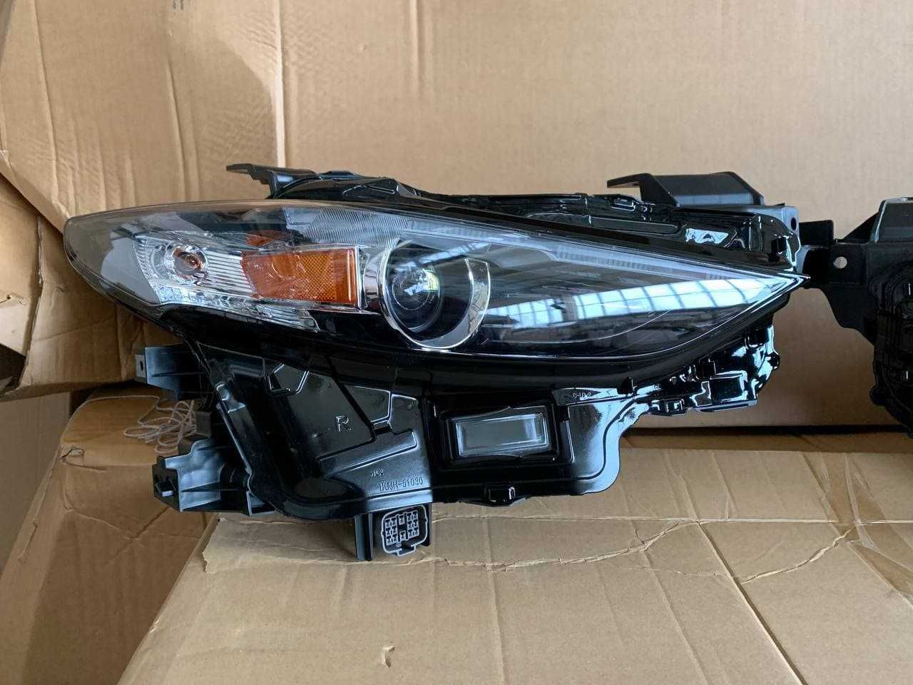 Фары LED  Mazda 3 2019 2020 фара Лед  BDTW-51-040C  BCJH-51-030K