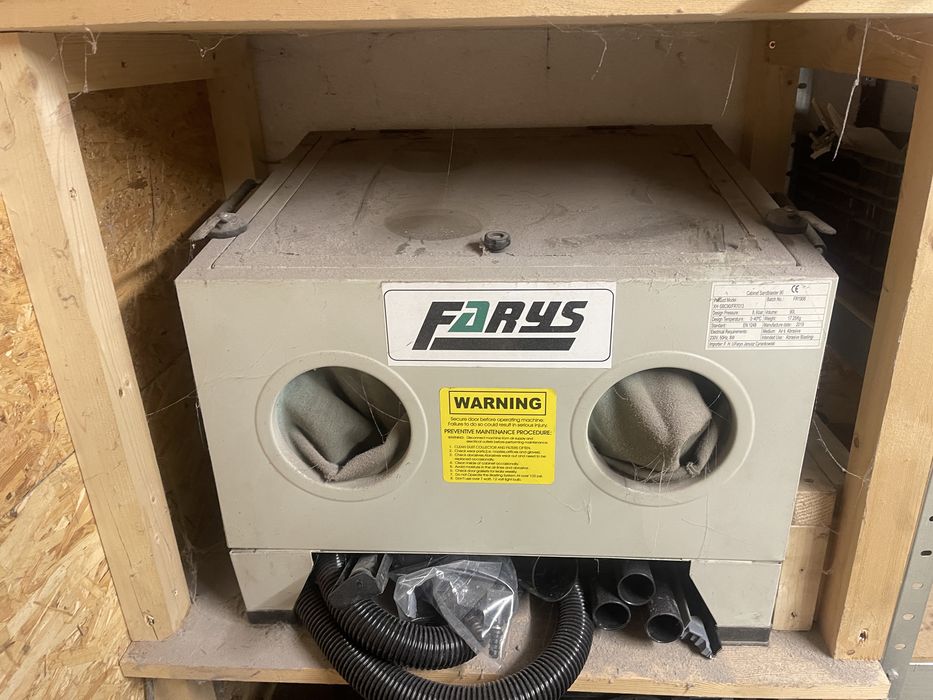 Piaskarka kabinowa Farys