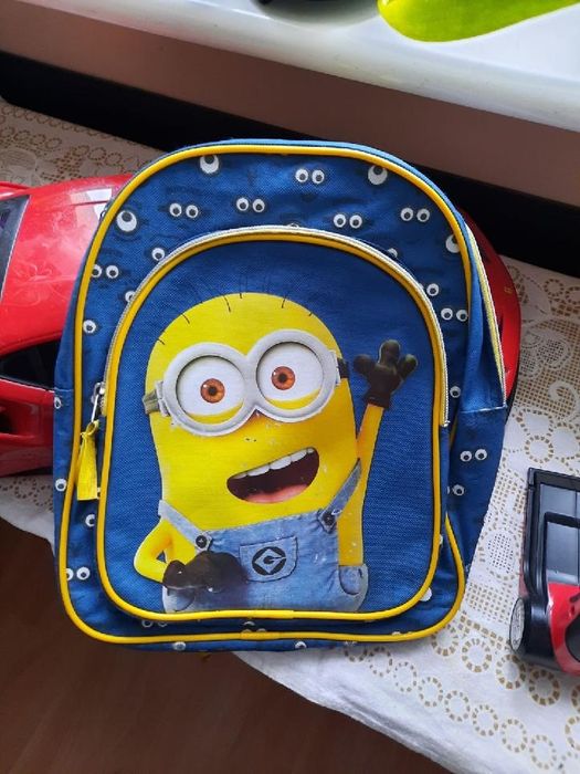 3 plecaki do przedszkola