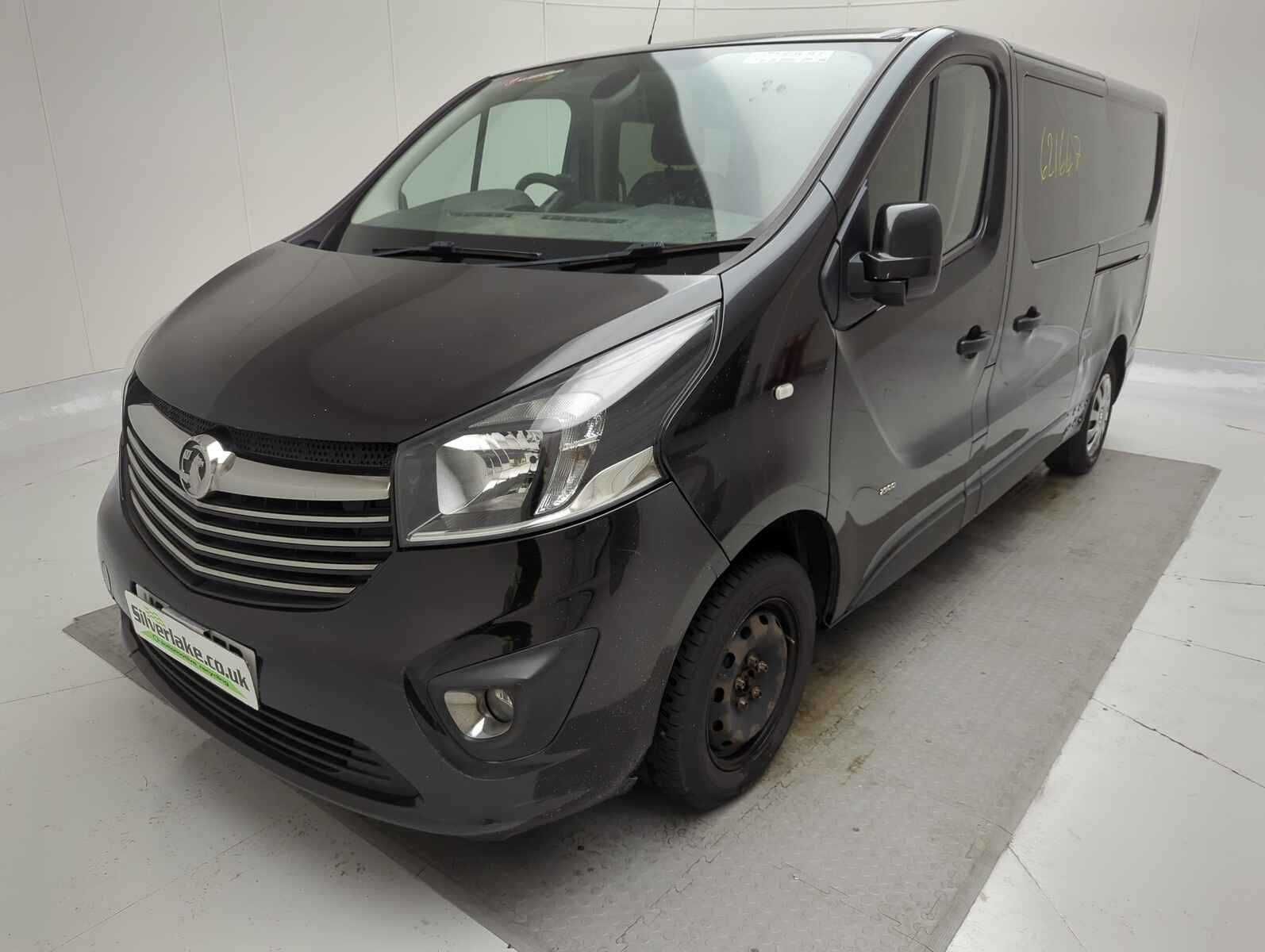 Vivaro III Trafic  Drzwi Błotnik Lusterko Ćwiartka Szyba Lampa LONG