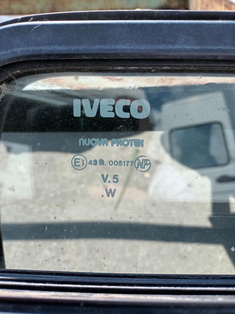 Okno przesuwne Iveco 35/10 Okno boczne rozsuwane 102/55