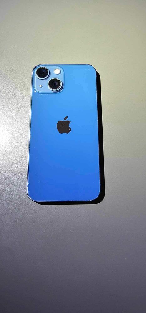 iPhone 13 mini granatowy