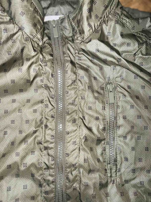 Чоловіча куртка весняна L терміново