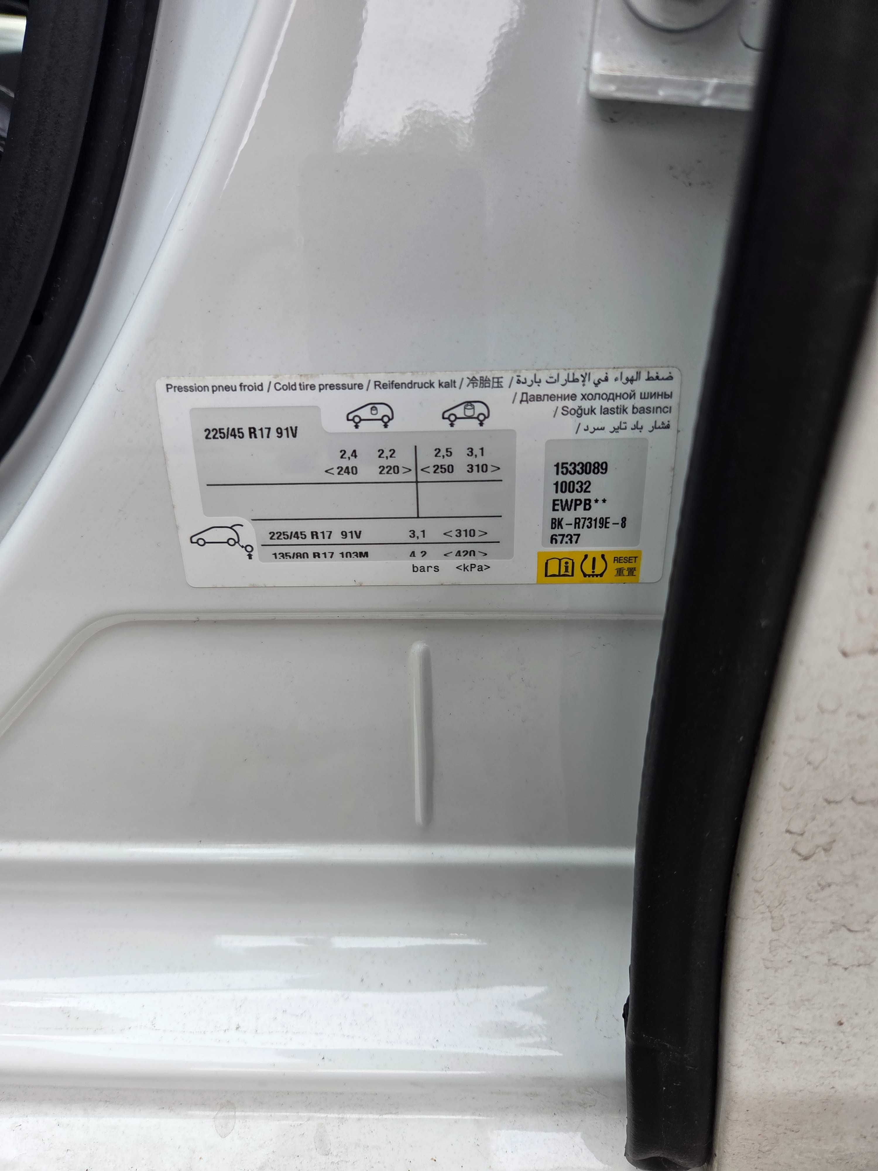 Drzwi prawe tył peugeot 308 T9 2019r