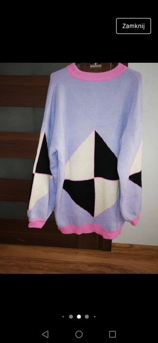 Sweterek damski Disney Miki mouse cekiny pompony