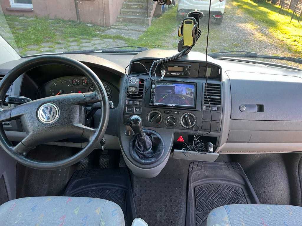 Volkswagen Transporter T5 5 - osobowy 10 lat w jednych rękach