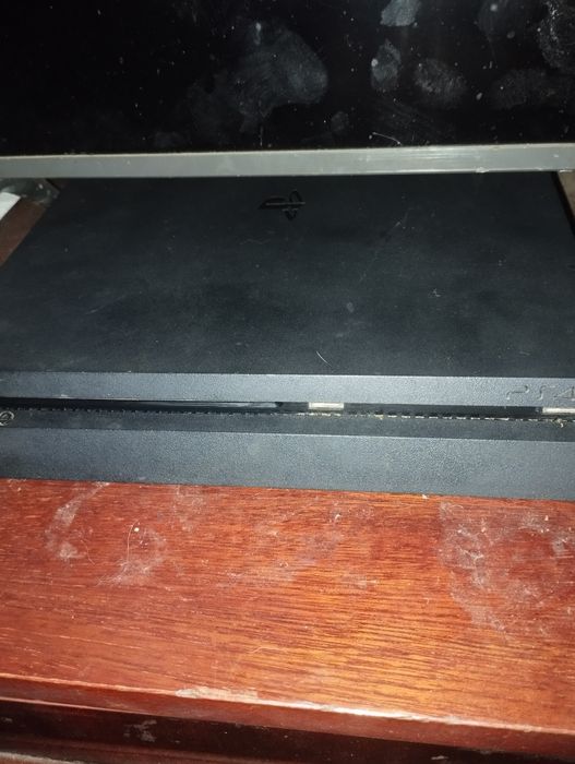 Playstation 4 slim 1tb