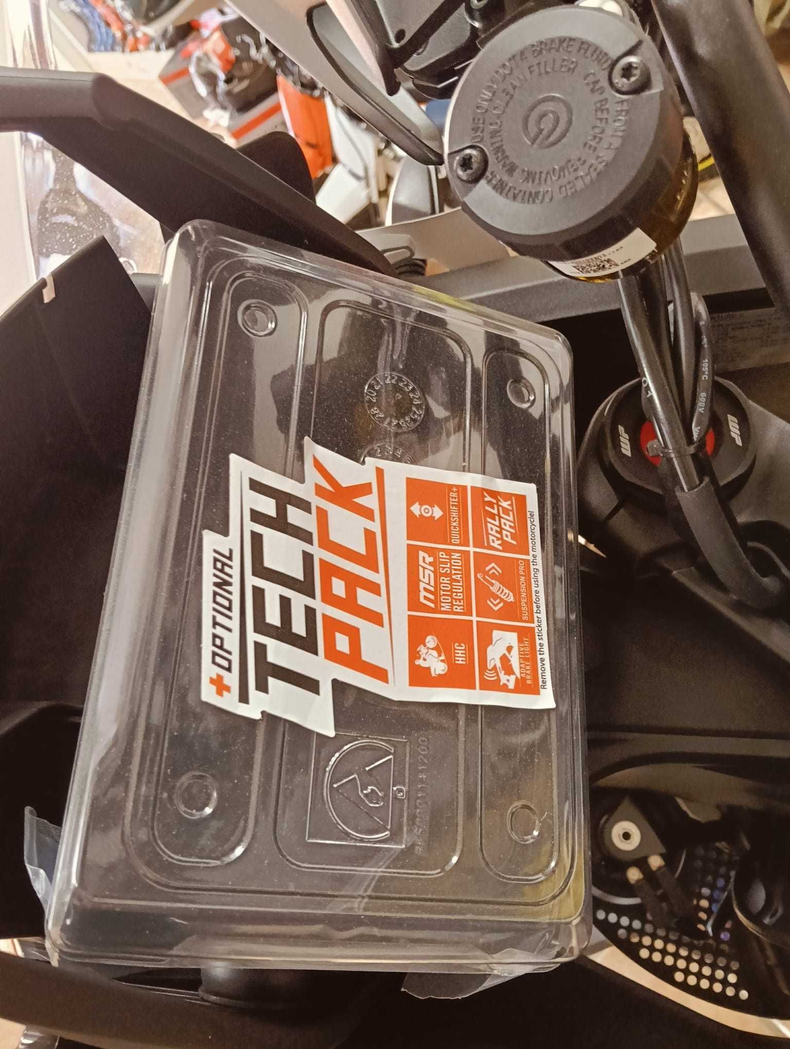 KTM 1290 SADVENTURE S 2025