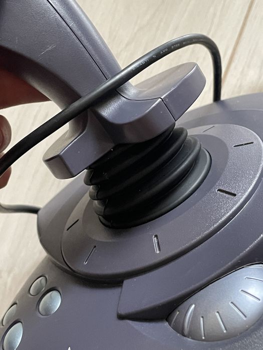Джойстик Genius MaxFighter F-31U Vibration USB