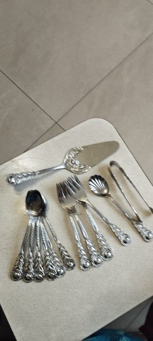 Старовинні столові прибори