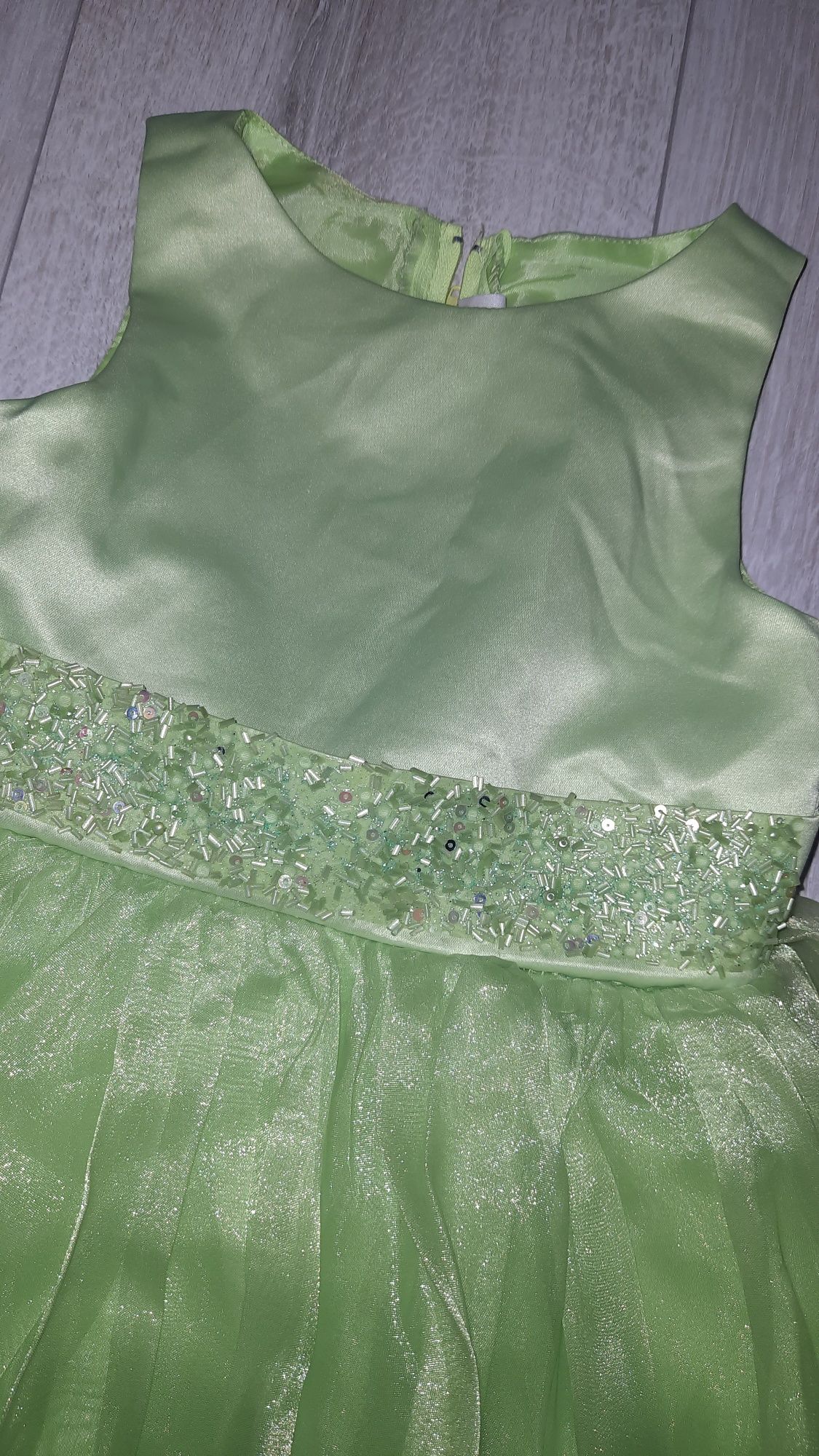 Zielona suknia Chic Baby r. 104