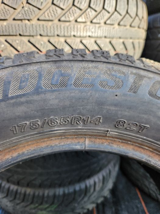 175/65r14 Bridgestone para zima 5mm