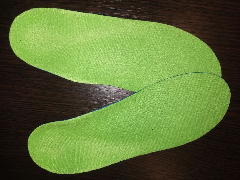 Устілки ортопедичні, стельки.