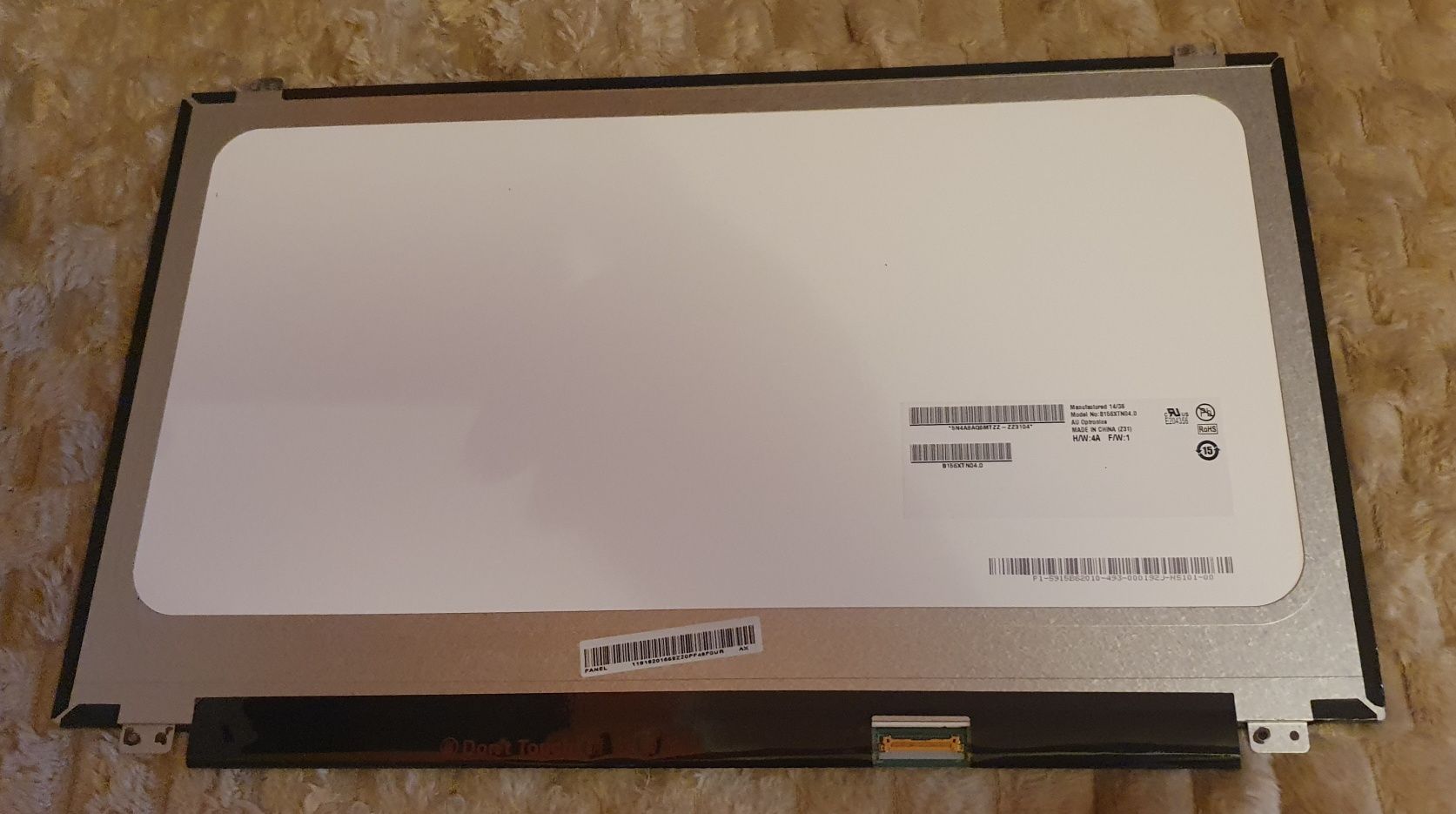 Matryca wyświetlacz Lenovo 15,6 30 pin B156XTN04 stan bdb