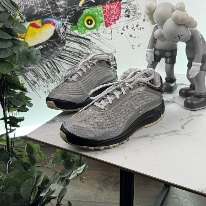 Кросівки Nike Air Max Deluxe 42.5 розмір E739