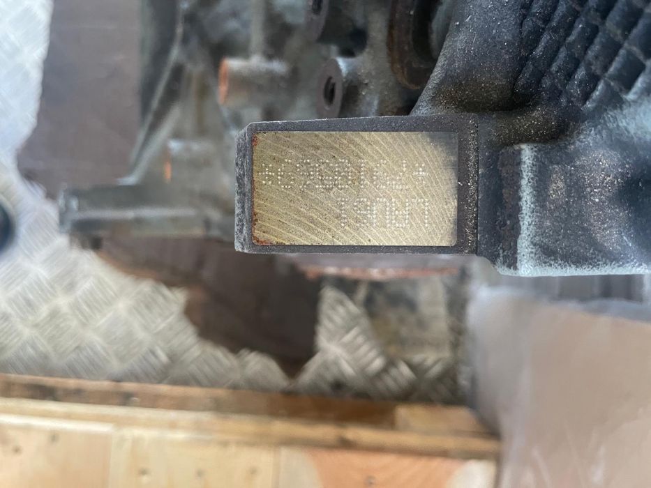 Dół silnika blok Jeep Cherokee 2.2 LAU61