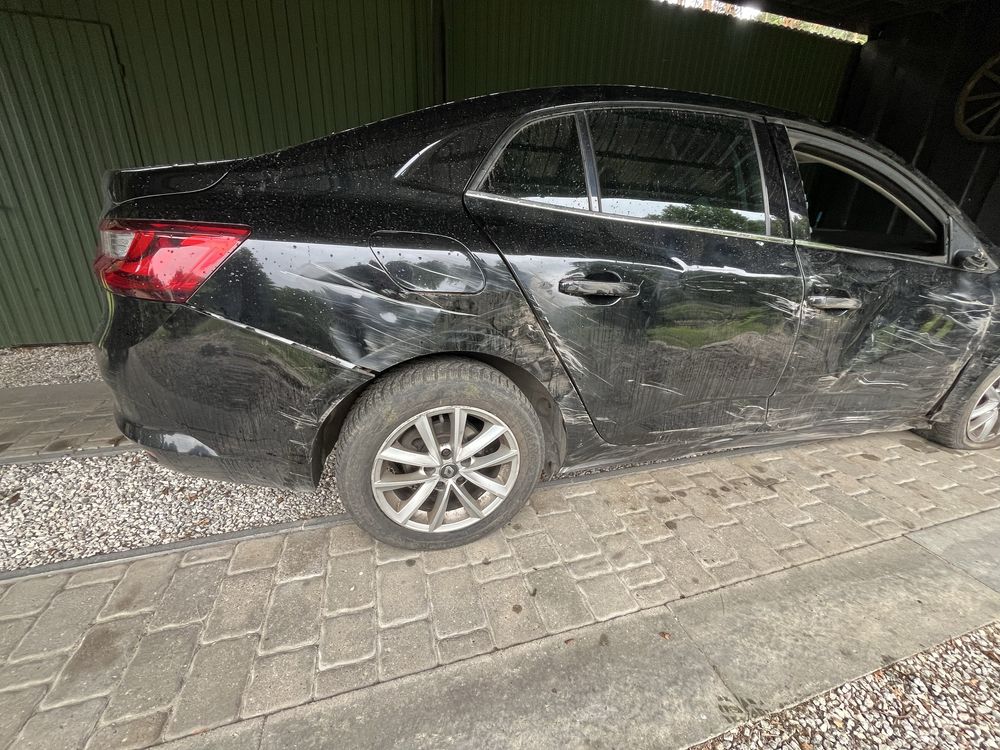 Renault Megane USZKODZONE