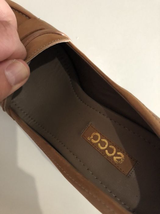 Sapatos super confortáveis da marca ecco