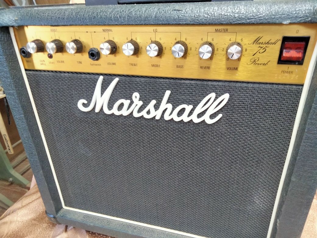 Гітарний комбопідсилювач Marshall 75 reverb