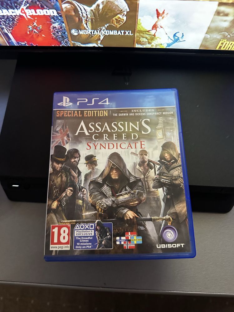 PlayStation 4 SLIM