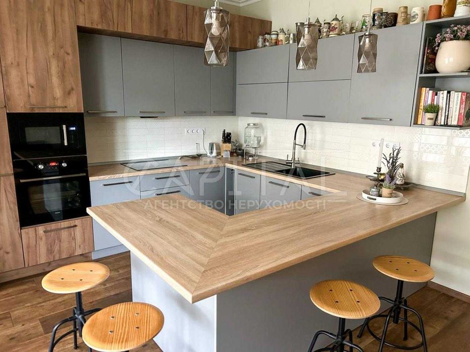 Оренда таунхауса в Крюківщині, інвертор, газ, підвал