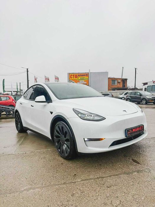 Tesla model Y Performance 2022