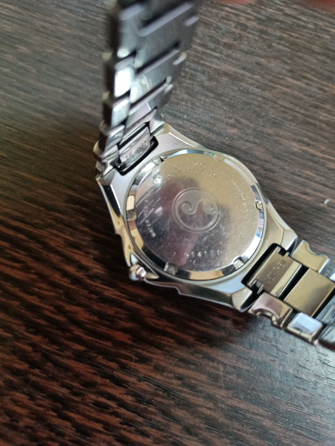 Relógio Seiko 5J22-0A10