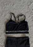 Топ спортивний Under Armour