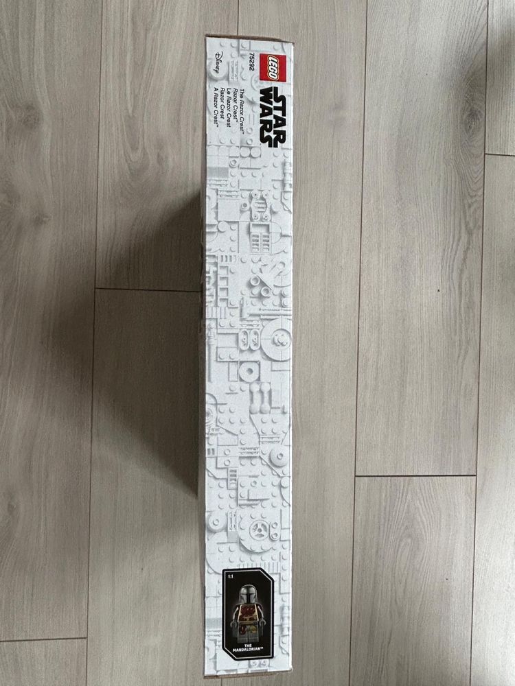 Nowe Lego 75292 „The razor Crest”
