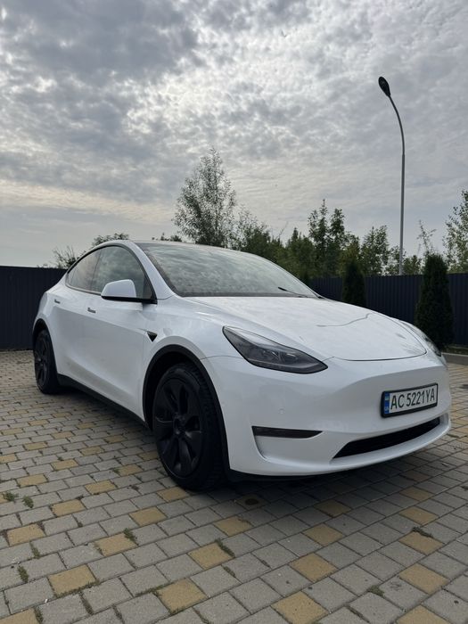 Tesla Model Y 2023  Long Range DM 82kw (Європа)