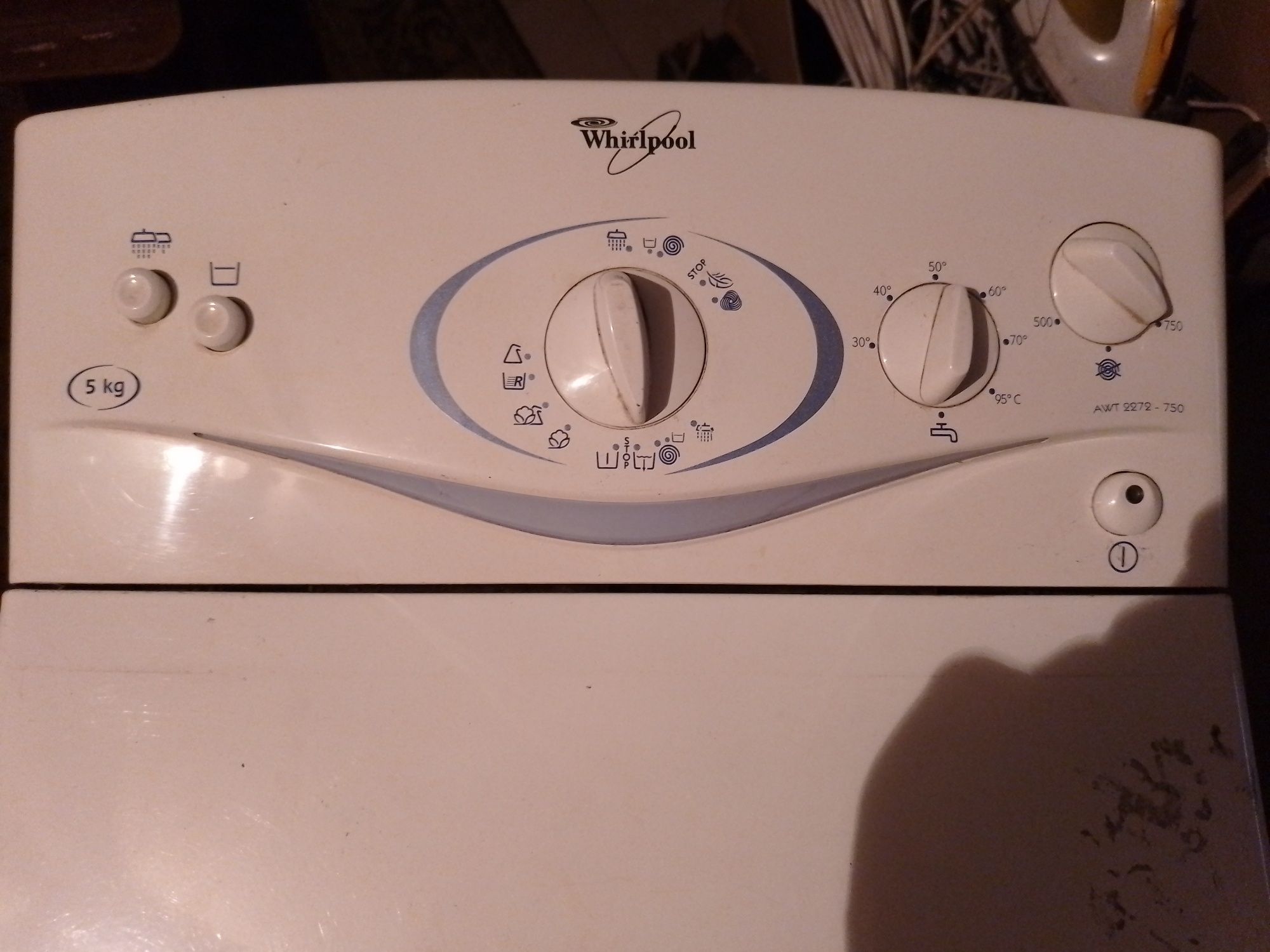 Whirlpool AWT2272 części 750