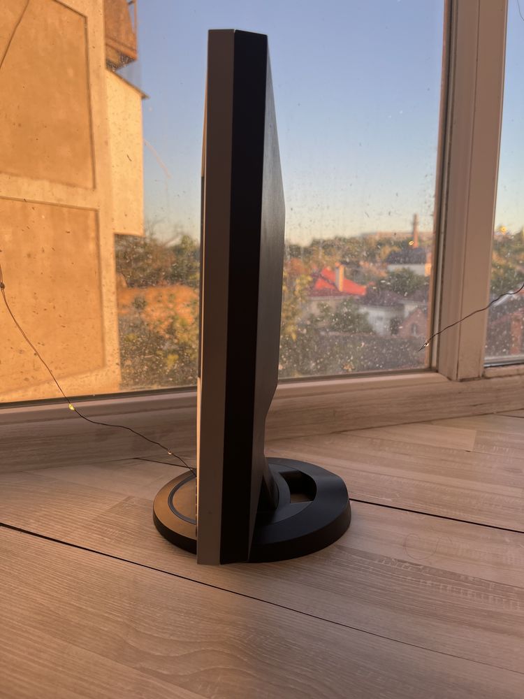 Монитор Samsung SyncMaster 920NW