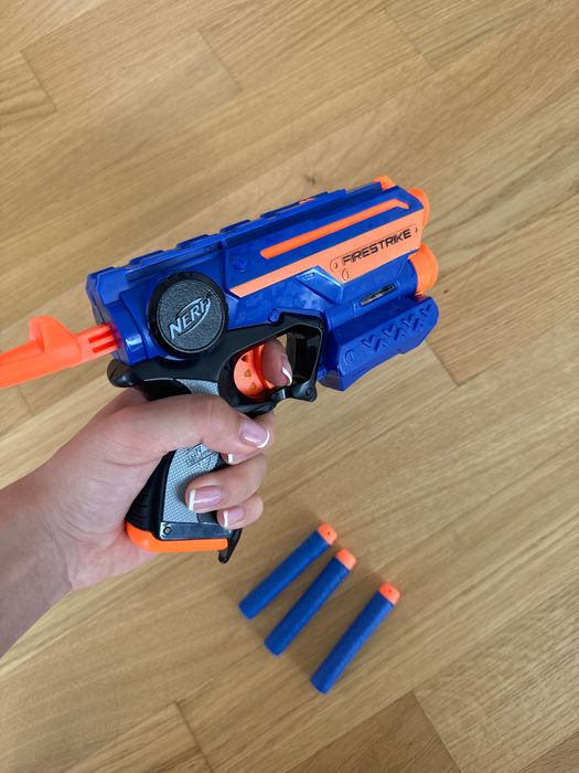 Дитячий пістолет Nerf Firestrike