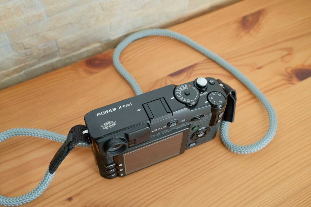 Fujifilm X-Pro 1 (excelente estado)