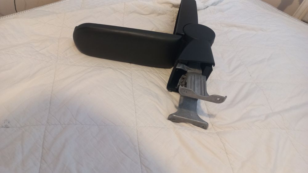 Skoda rapid Fabia podłokietnik Orginalny