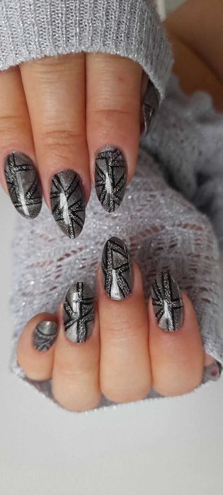 Manicure hybrydowy paznokcie żelowe przedłużanie paznokci MANI U ANI