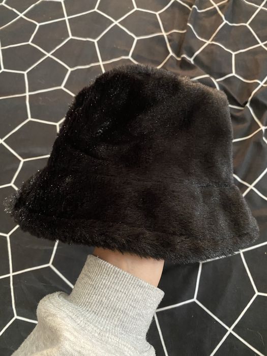 Хутряні шапки з вушками панамки жіночі