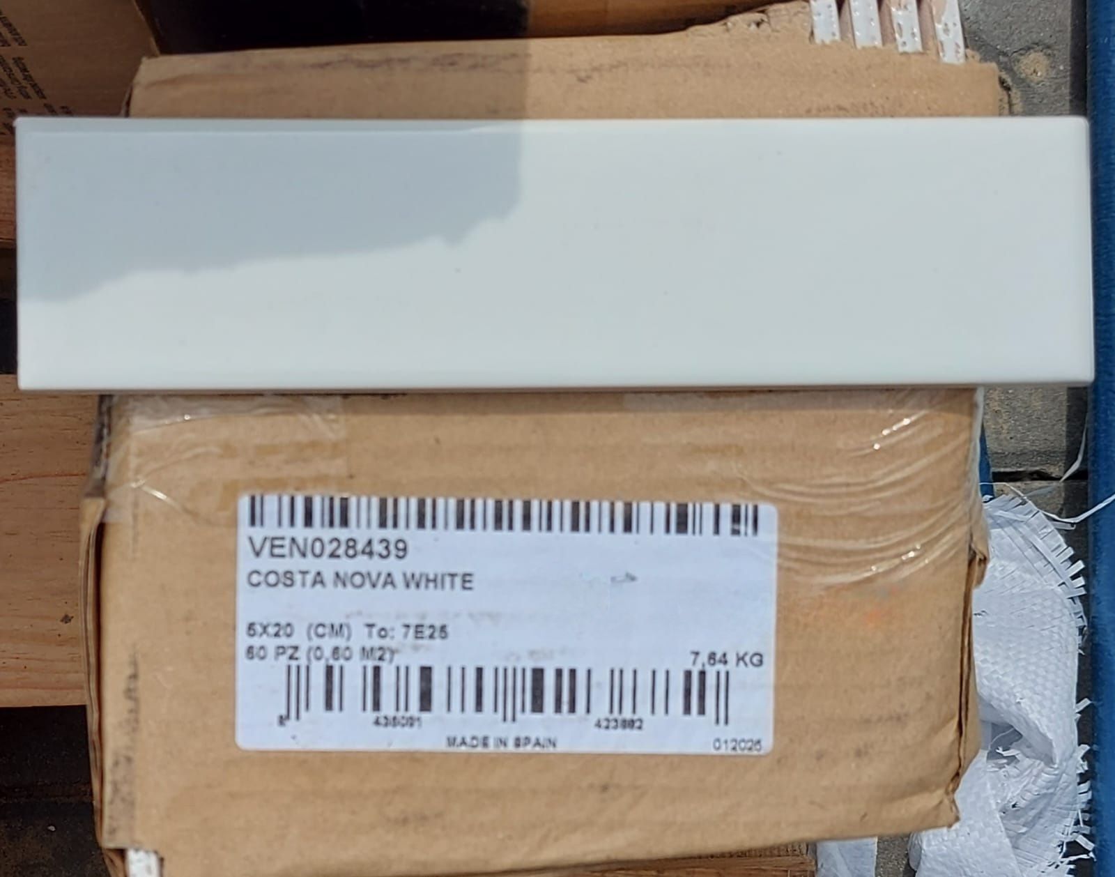 Płytka ścienna cegiełka Costa Nova White Matt 5x20 cm