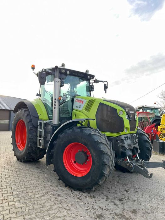 Ciągnik Claas Axion 810