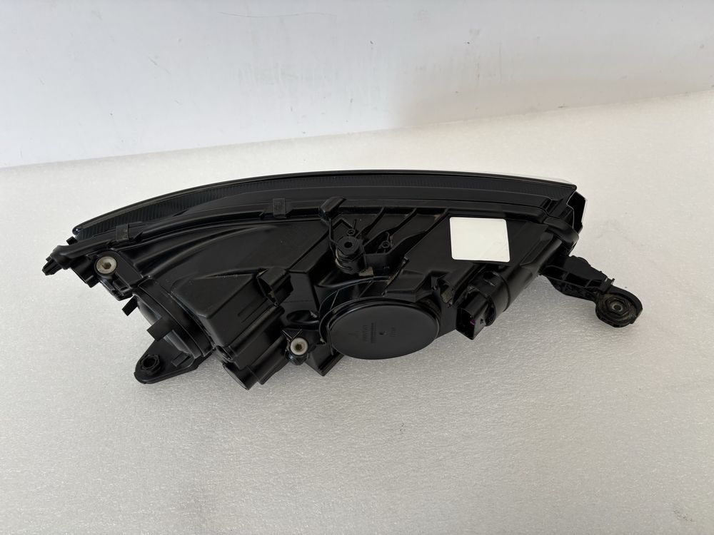 Skoda Fabia III 3 lift tl 6V 6V1 18-21 lampa lewy przód lewa zwykła