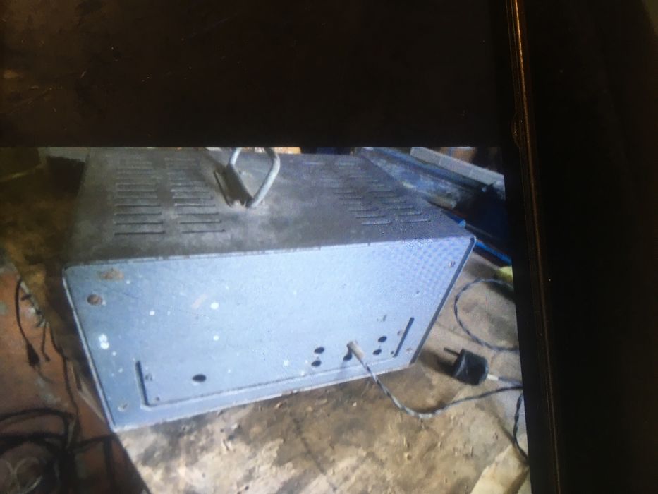 Зарядное устройство