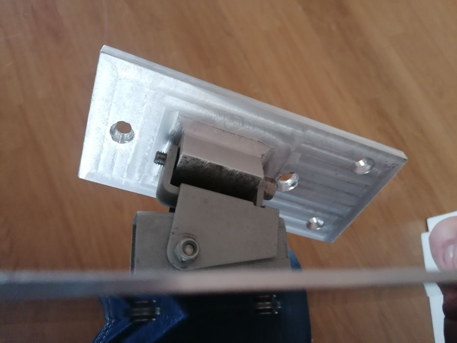 Suporte de tv led muito resistente